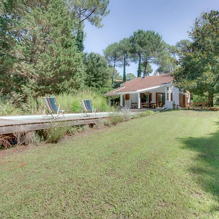 Avec Piscine Proche Lac, Océan Et Forêt *