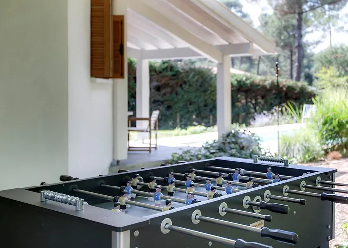 Avec Piscine Proche Lac, Ocean Et Foret